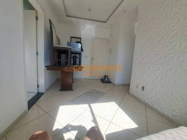 Apartamento para Venda em São José dos Campos - 4