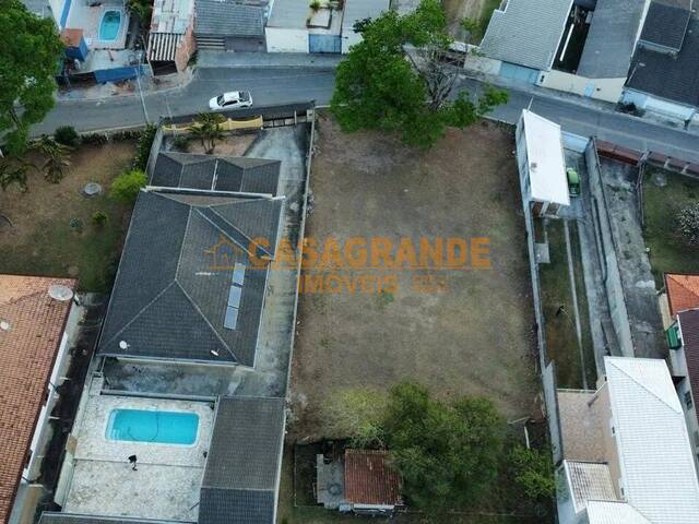 Área para Venda em São José dos Campos - 5
