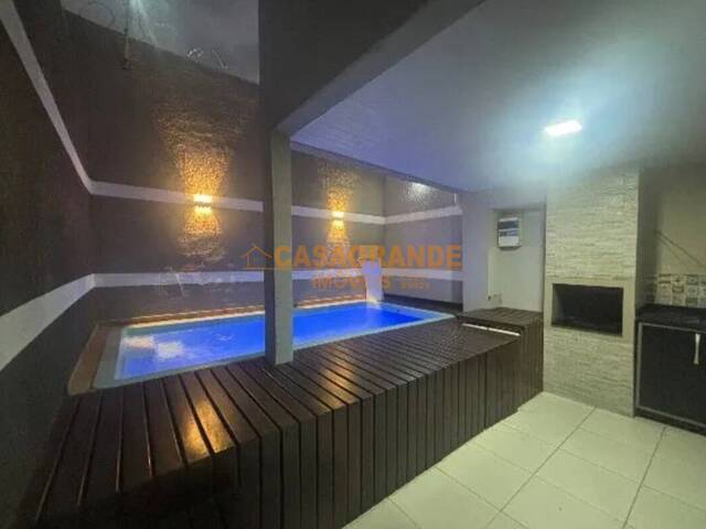#12835 - Casa para Venda em São José dos Campos - SP - 1
