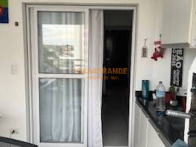 Apartamento para Venda em São José dos Campos - 5