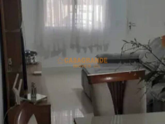 #12875 - Casa para Venda em Jacareí - SP - 3