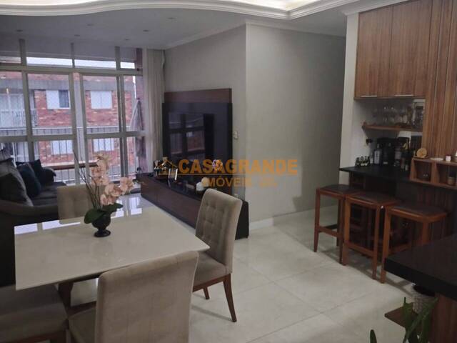 Apartamento para Venda em São José dos Campos - 4