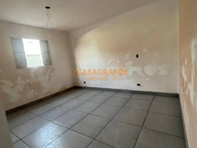 #12888 - Casa para Venda em São José dos Campos - SP - 2