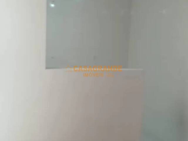 Apartamento para Venda em Jacareí - 4