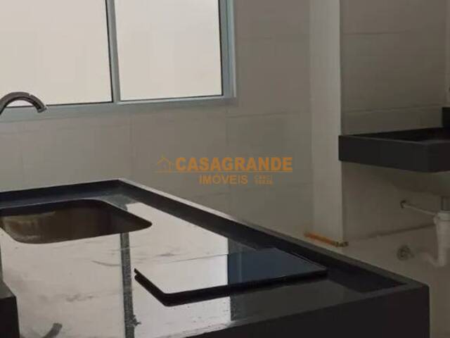 Apartamento para Venda em Jacareí - 5