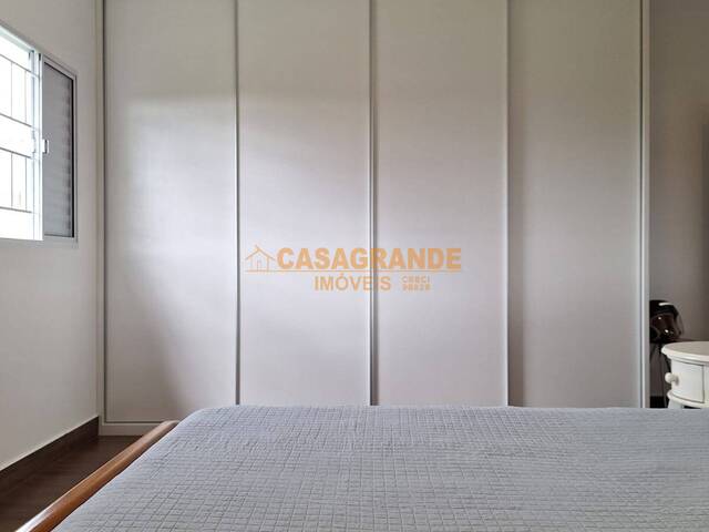 Casa para Venda em São José dos Campos - 5
