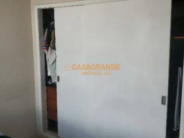 Apartamento para Venda em São José dos Campos - 4
