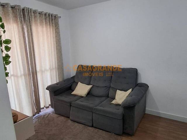#12937 - Apartamento para Venda em Jacareí - SP - 2