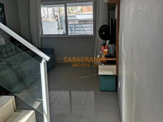 Casa para Venda em São José dos Campos - 5