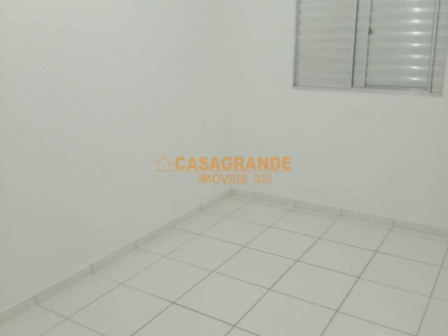 Casa para Venda em São José dos Campos - 5