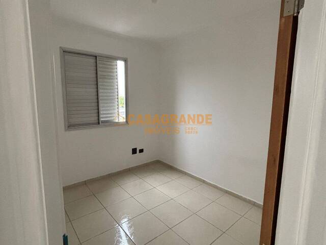 Apartamento para Locação em São José dos Campos - 4