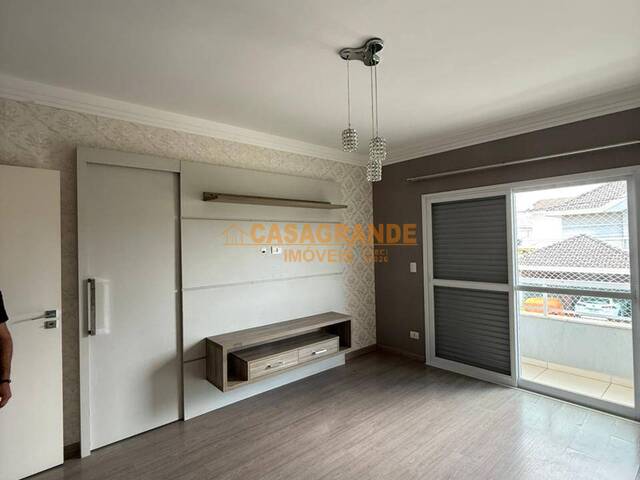 Casa para Venda em São José dos Campos - 5