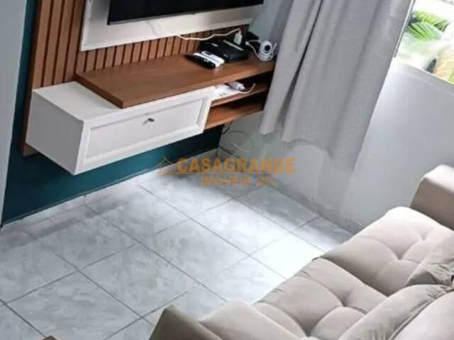 Apartamento para Venda em São José dos Campos - 4