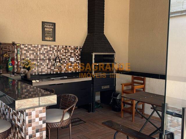 #12979 - Casa para Venda em Jacareí - SP - 1
