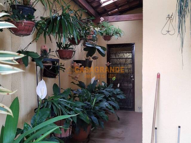Casa para Venda em São José dos Campos - 5