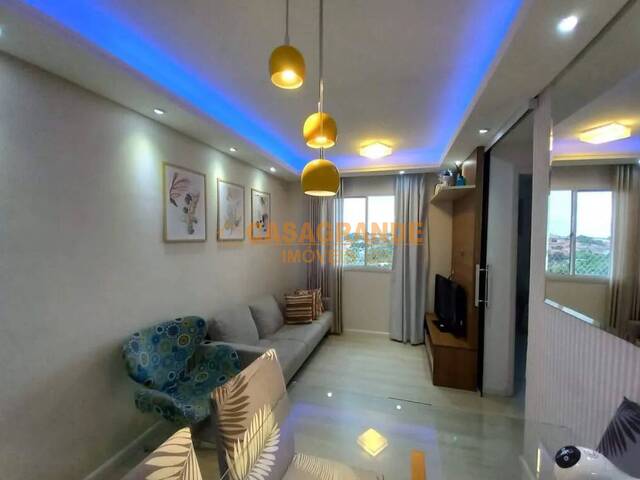 Apartamento para Venda em São José dos Campos - 4