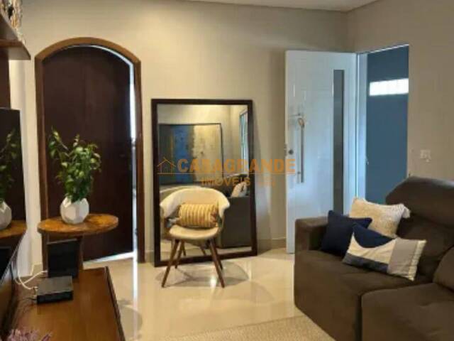 #12990 - Casa para Venda em São José dos Campos - SP - 1