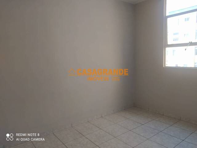 Apartamento para Venda em São José dos Campos - 4
