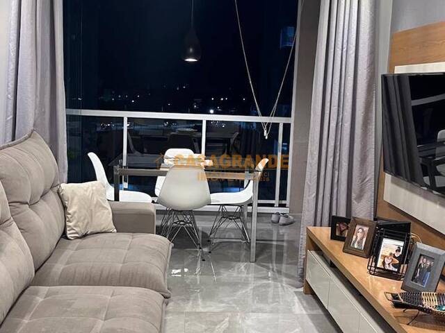 Apartamento para Venda em São José dos Campos - 4