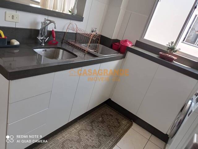 Venda em Jardim Paraíso - Jacareí