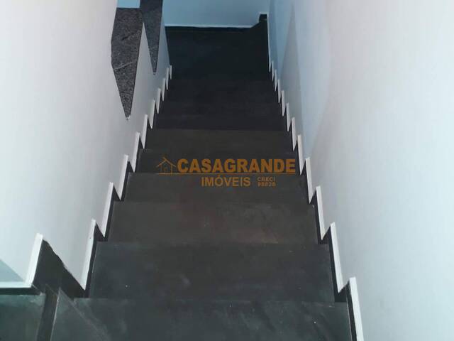 Casa para Venda em São José dos Campos - 4