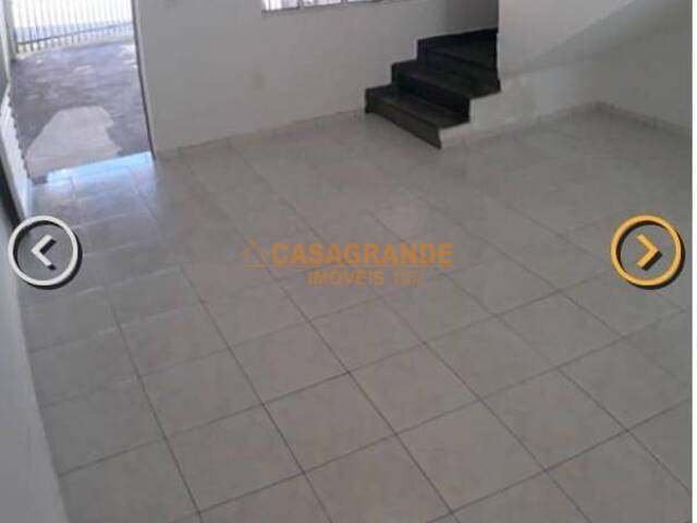 Casa para Venda em São José dos Campos - 5