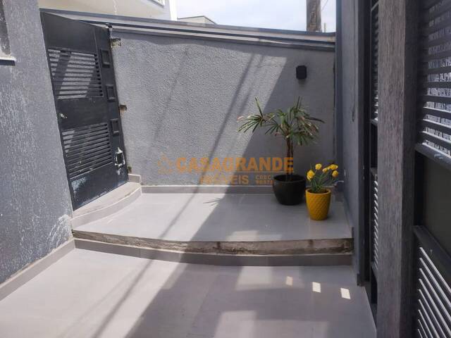#13053 - Casa para Venda em Jacareí - SP - 2
