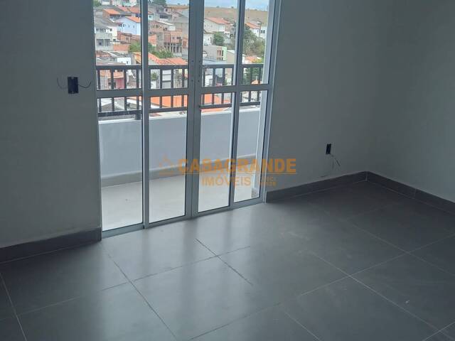 Casa para Venda em São José dos Campos - 2