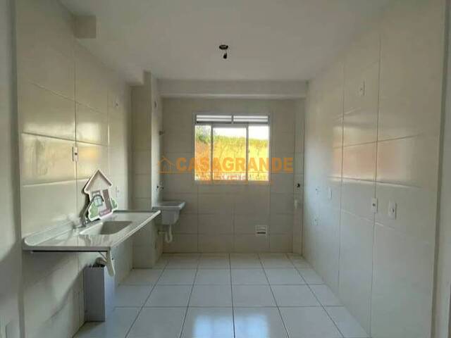 Apartamento para Venda em São José dos Campos - 4