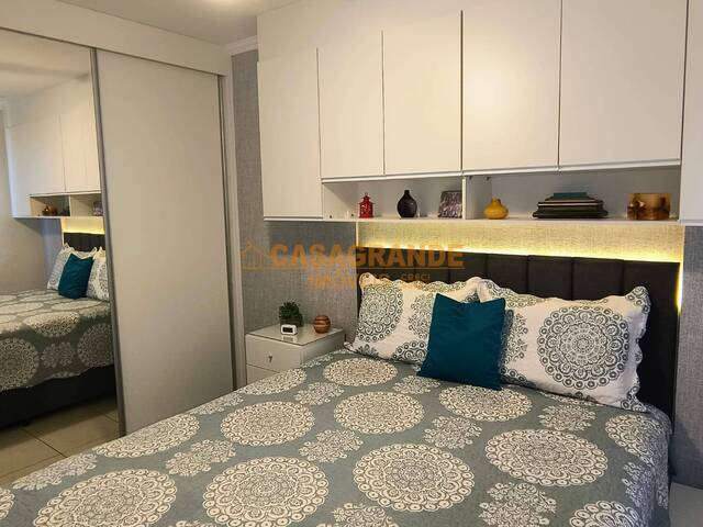 Apartamento para Venda em São José dos Campos - 5
