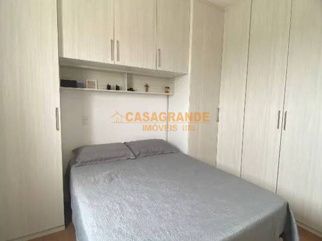 Apartamento para Venda em Jacareí - 5