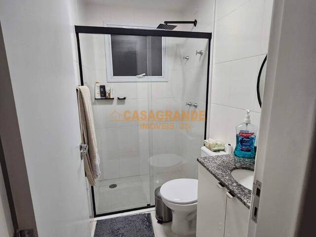 Apartamento para Venda em Jacareí - 5