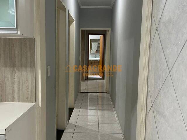 Casa para Locação em São José dos Campos - 5
