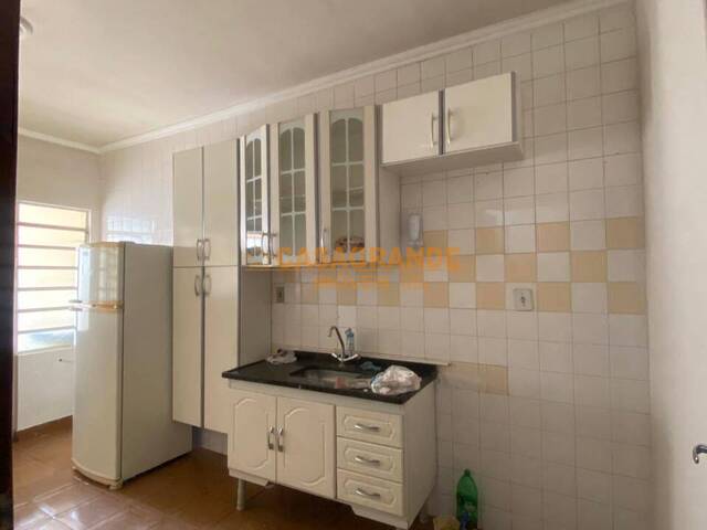 Casa para Venda em São José dos Campos - 5