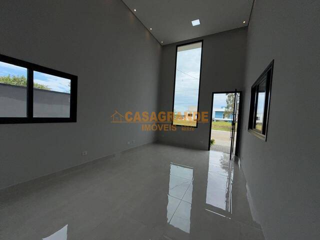 Casa para Venda em Caçapava - 5