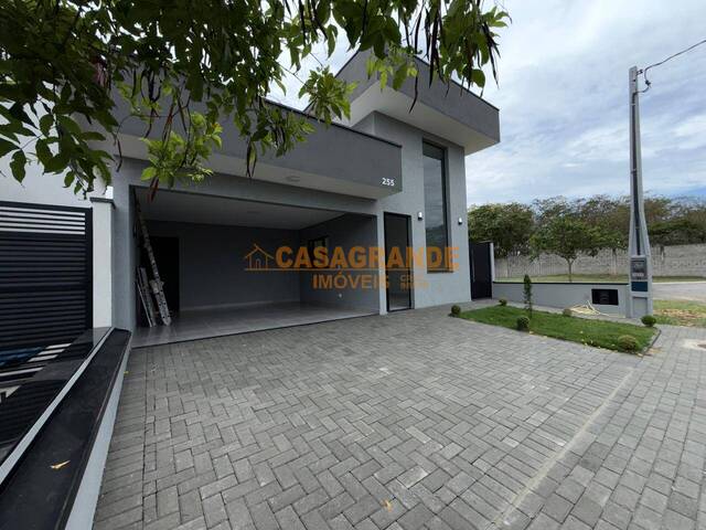 #13104 - Casa para Venda em Caçapava - SP - 2