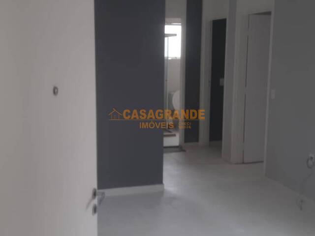 Apartamento para Venda em São José dos Campos - 4