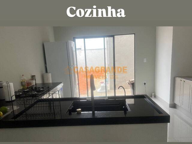 Casa para Venda em Caçapava - 5