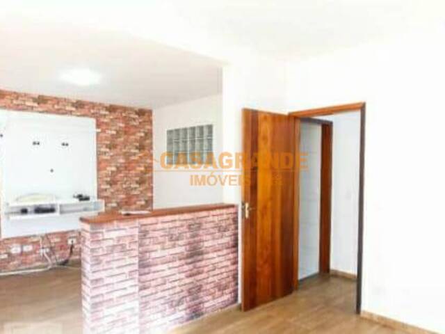#13124 - Casa para Venda em São José dos Campos - SP - 1