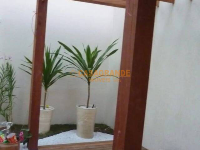 Casa para Venda em São José dos Campos - 5