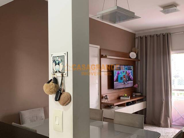 Apartamento para Venda em São José dos Campos - 4