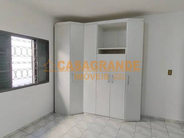 Casa para Venda em São José dos Campos - 5