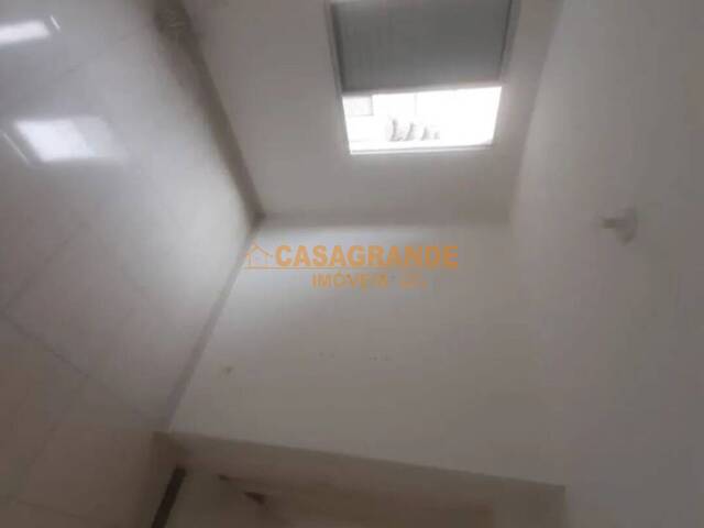 Apartamento para Venda em São José dos Campos - 4