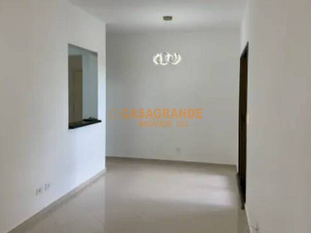 Apartamento para Venda em São José dos Campos - 4