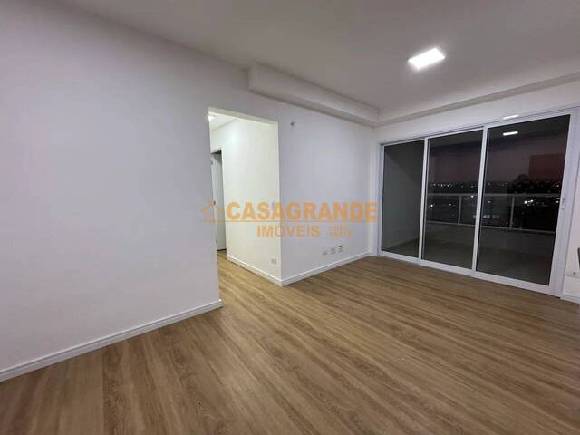 Apartamento para Venda em Jacareí - 4
