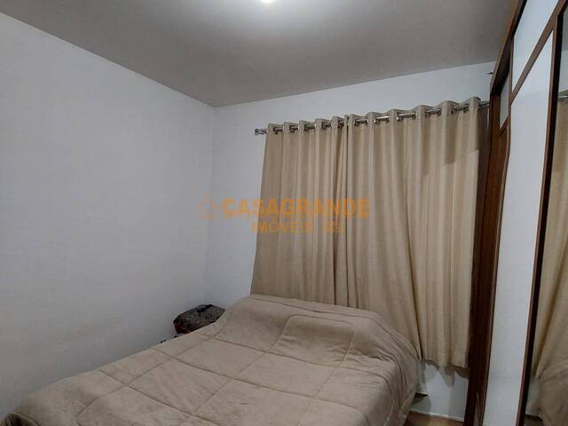 Apartamento para Venda em São José dos Campos - 5