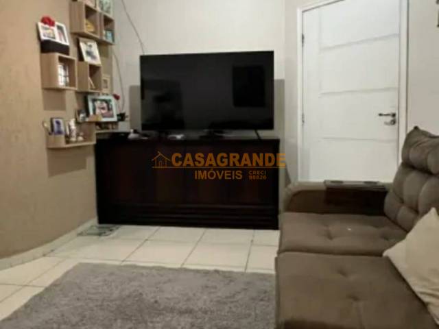 Casa para Venda em São José dos Campos - 4