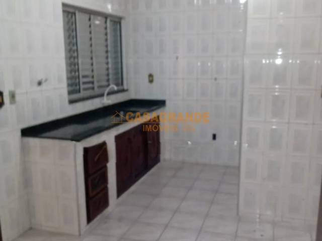 Casa para Venda em São José dos Campos - 5