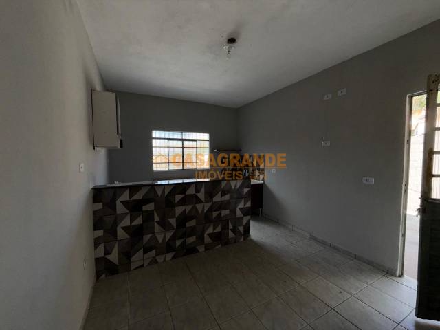 Casa para Locação em São José dos Campos - 5