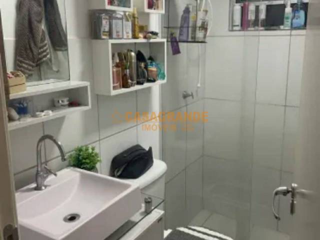 Apartamento para Venda em São José dos Campos - 4